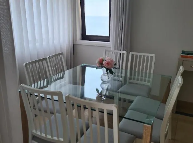 Brisa Mar * 波瓦－迪瓦尔津